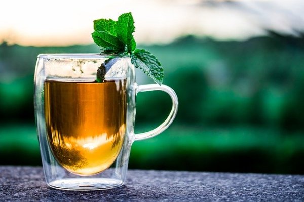 Top Five Healing Herbal Teas for Women