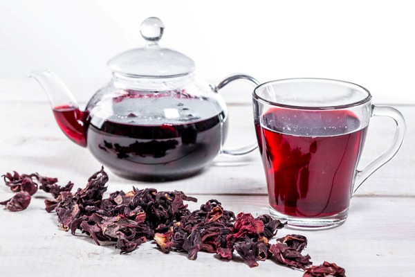 Top Five Healing Herbal Teas for Women