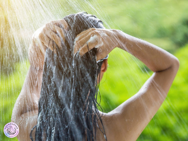 Step by Step Guide on How to Wash your Hair Correctly